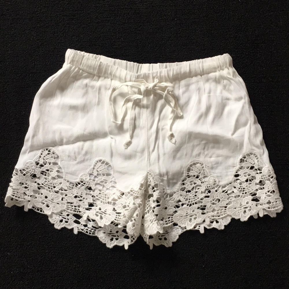 ✨Lacey Shorts✨